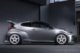 GRyaris ホイール:18×9J +35 5H114 タイヤ:DUNLOP SP SPORT MAXX 235/40R18